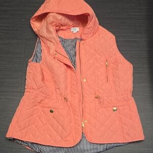 Crown And Ivy Women Quilted Hooded Jacket - Coral With Blue Striped Lining